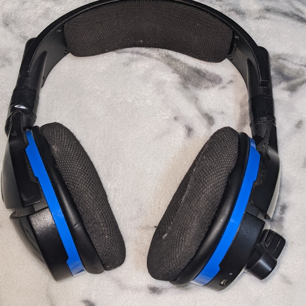 Turtle Beach Headset - Picture 6 of 6